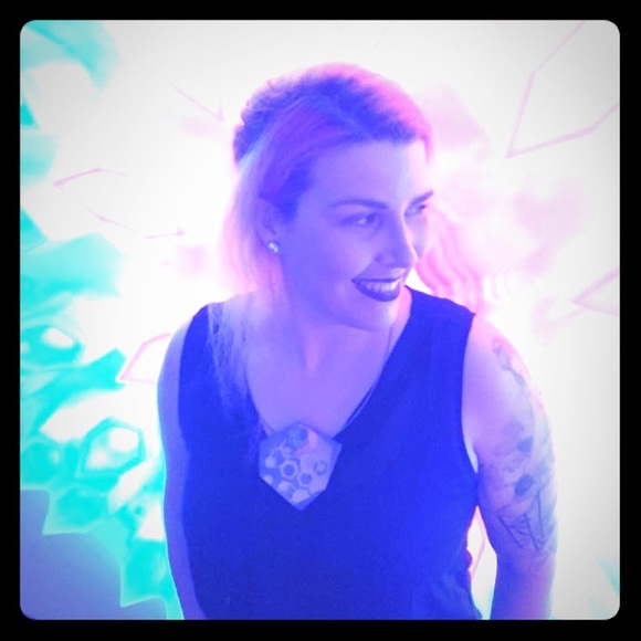 Meet your Posher, Jasmine - Picture 1 of 1